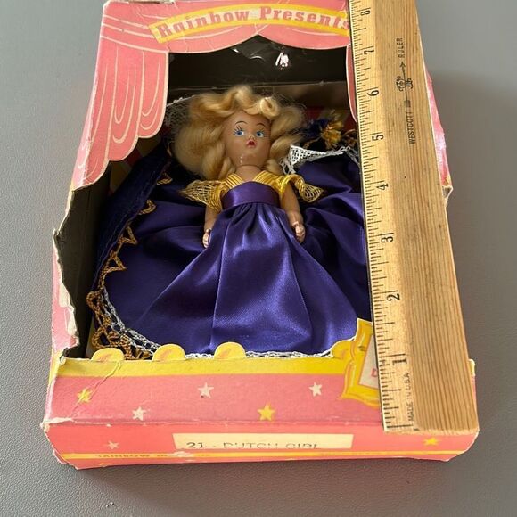 Antique Doll in Box - Picture 4 of 5
